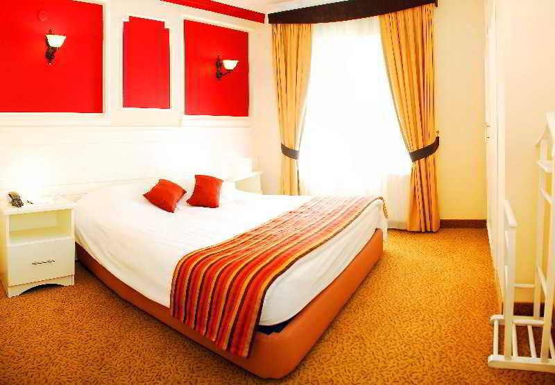 La Palace Suites Sisli Istanbul Bagian luar foto